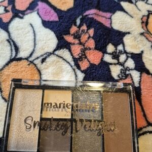 Smokey Delight Eyeshadow Palette - Brown and Gold